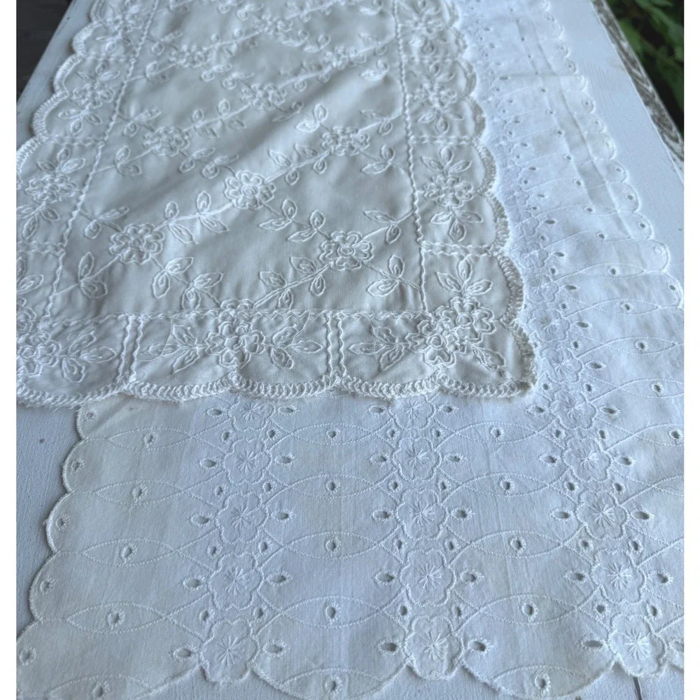Vintage Off White Embroidered Eyelet Table Runner Set Floral Scalloped Edge 2pc